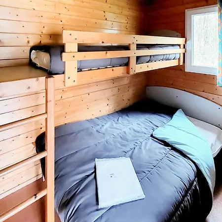 Beautiful Stacaravan In With Wifi Camping Chef-Boutonne